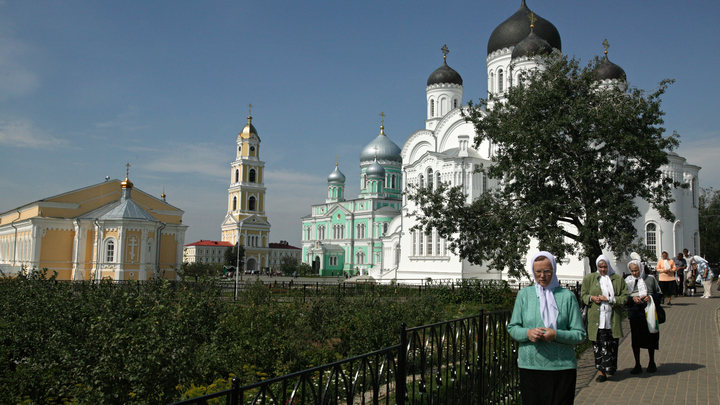 Паломникам на Днях памяти Серафима Саровского выдадут маски и измерят температуру