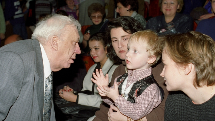 Легендарный архив Поля чудес: Юрий Никулин рассказывает страшный анекдот про жабу