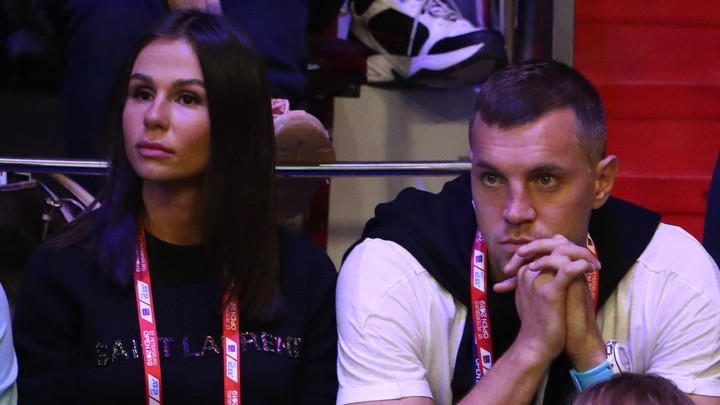 «Красная карточка за игру рукой»: жена Артема Дзюбы подает на развод
