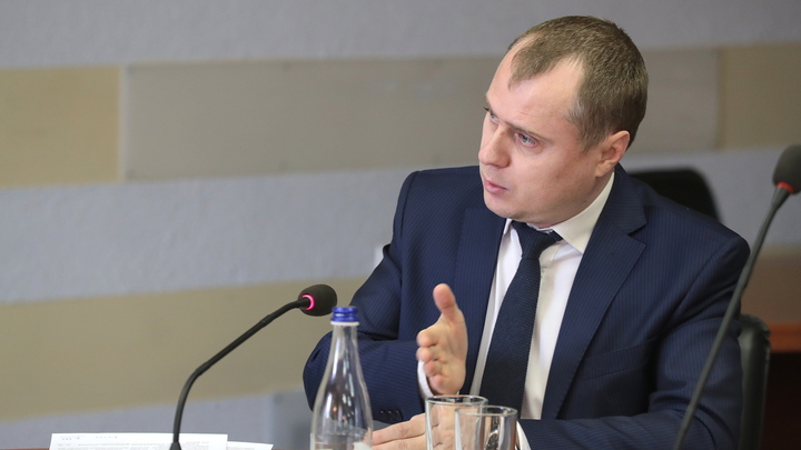 Майер отказался от слива: Экс-министра ЖКХ Ростовской области перевели из одиночки в общую камеру