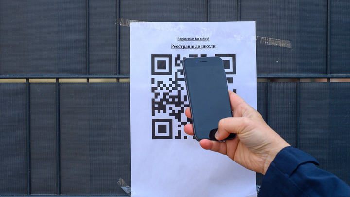 QR-коды в пандемию - цветочки: Замминистра здравоохранения озвучил планы для всей России