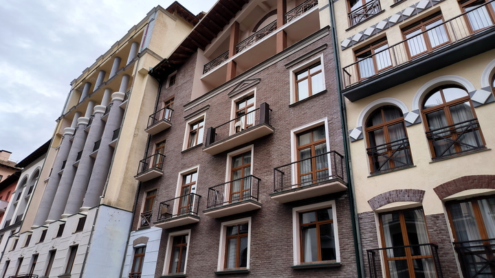 В Сочи за 2023 год в три раза увеличился спрос на недвижимость высокого класса