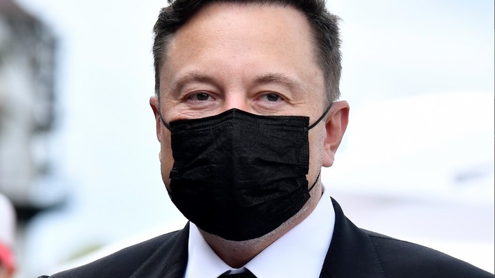 Маск возглавил рейтинг 500 богатейших людей мира - Bloomberg