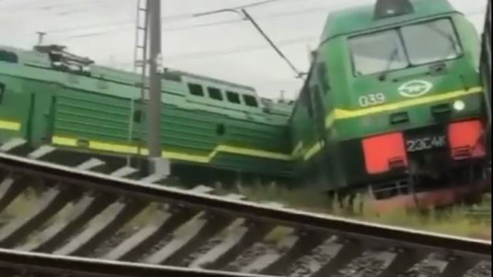 Челябинец  управлял поездом, который попал в аварию под Санкт-Петербургом