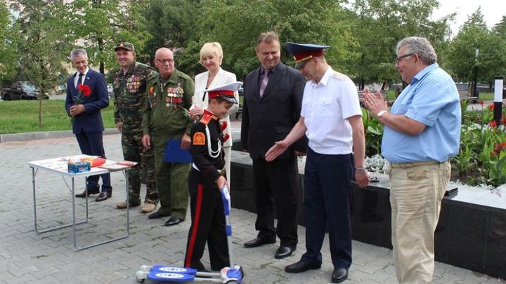 Кадет из Челябинска отдал детям самую дорогую свою вещь
