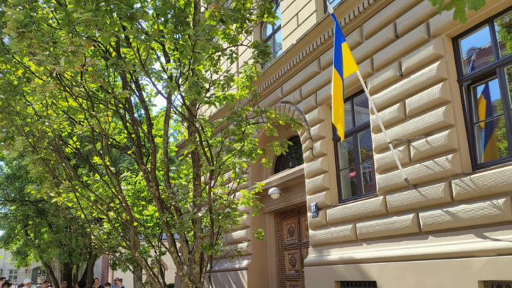 Боевиков ВСУ объели свои же: Раскрыта главная коррупционная схема Киева