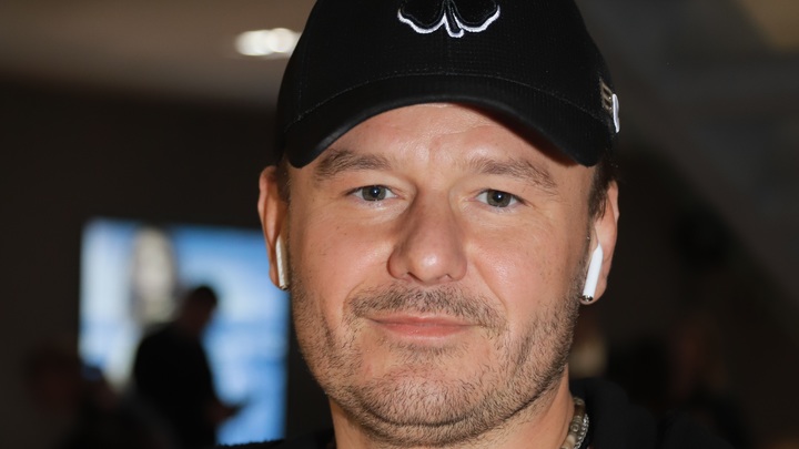 Перенёс COVID летом, но последствия всё равно настигли. Умер звезда сериала Кухня