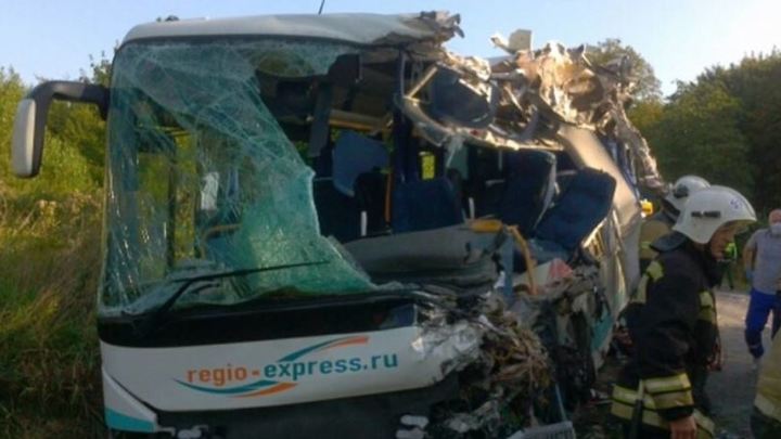 Жители Челябинска попали в ДТП с автобусом под Калининградом