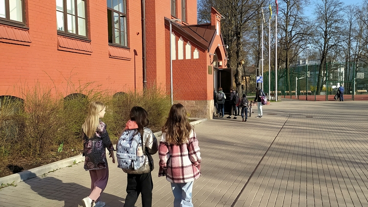 В ивановском образовательном центре Интердом отказались принимать прошедших жесткий отбор школьников