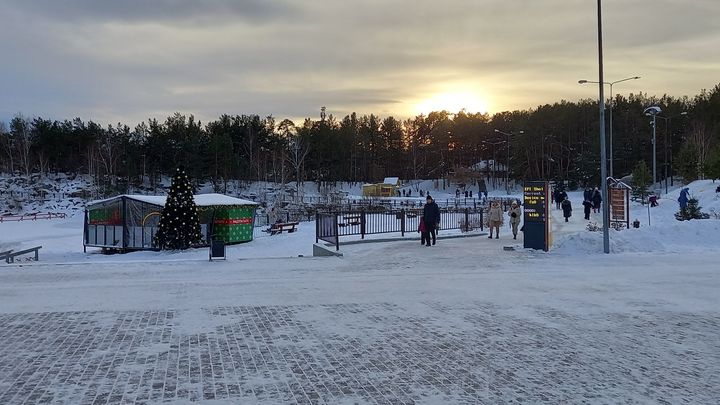 Власти посчитали, сколько катков залито в Екатеринбурге
