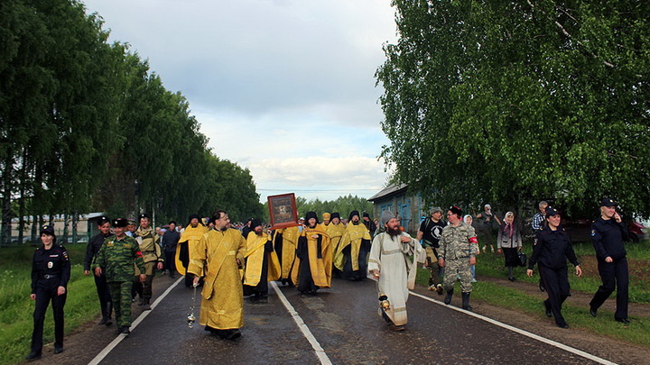 Торжество в память обретения Великорецкого образа святителя Николая Чудотворца. Прямая трансляция