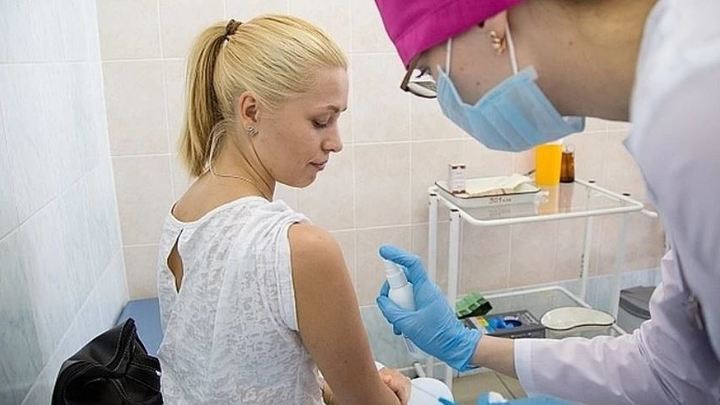 Чиновники рассказали: кому в Зауралье прививку от гриппа сделают бесплатно