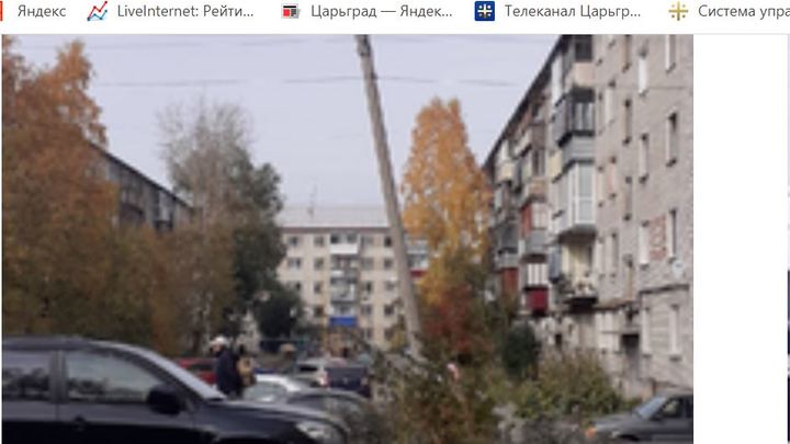 Падающие столбы пугают жителей Кургана