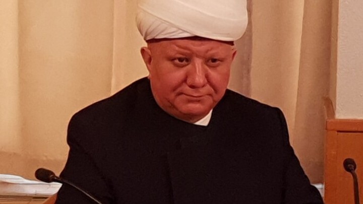 Родина - это национальная обращённость к Богу: Муфтий Духовного собрания мусульман России указал на важность религиозного начала