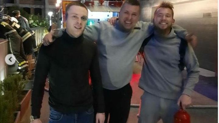 В Сочинском национальном парке наградили туристов, спасших Дендрарий от пожара