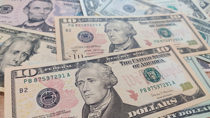 Доллар по 200: Фантазии Байдена о рубле стали реальностью