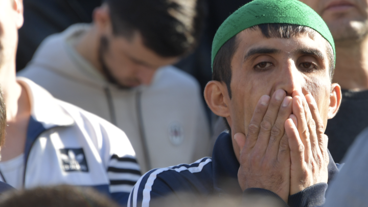 В Москве мигрант с приятелем избили палкой детей за хулиганство