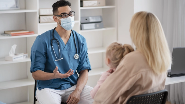 Эксперт перечислил легальные способы взять больничный без болезни