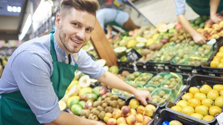 Фрукты, овощи и сухофрукты: как изменятся цены из-за войны в Иране