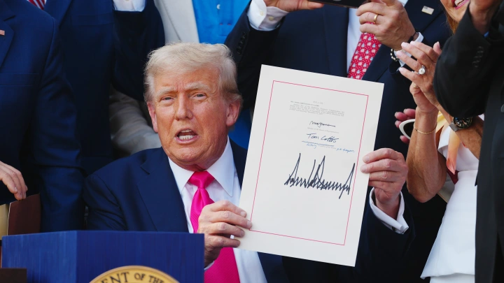 Физиогномист оценил вероятность деменции у Дональда Трампа