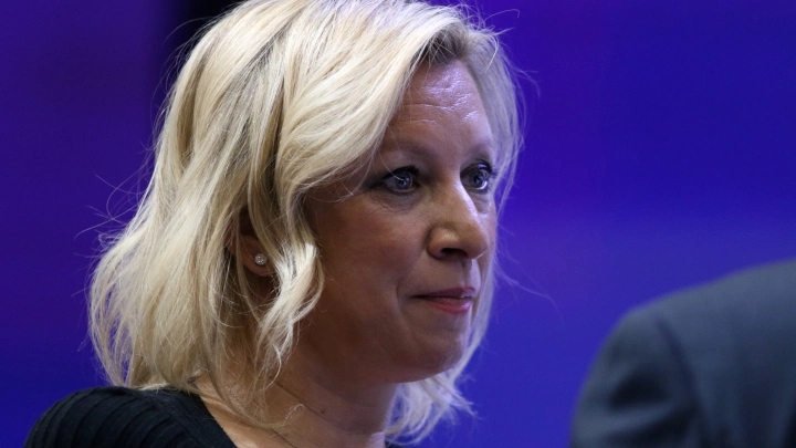 Захарова рассказала министру обороны Италии, как Зеленский борется с наркоманией