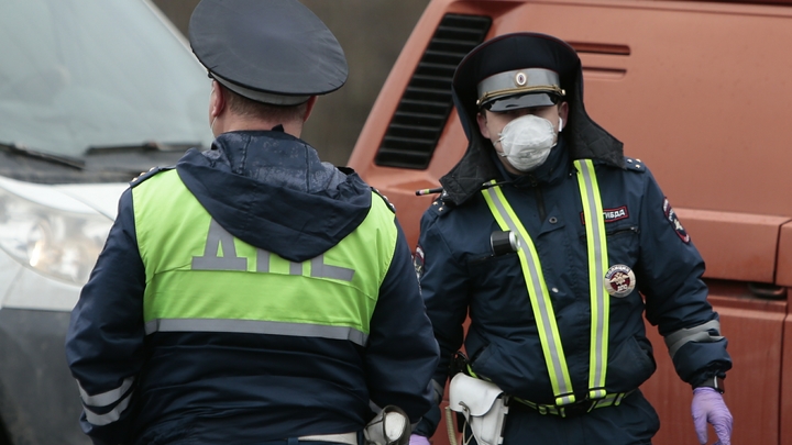 Лада протаранила BMW с детьми в салоне в Екатеринбурге