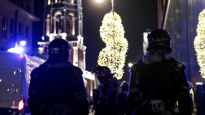 Вычислен ещё один нападавший на полицейского. Он был в балаклаве, но его всё равно нашли