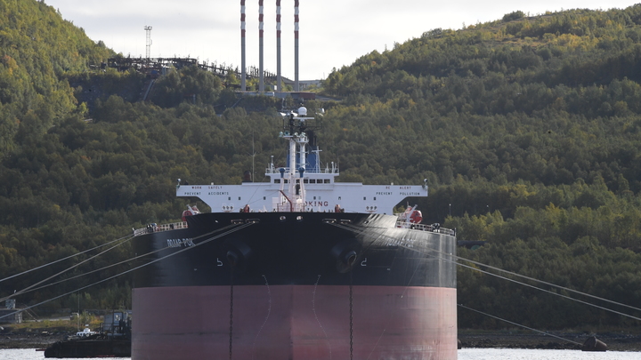 Казахстан скупает танкеры для перевозки нефти в обход России