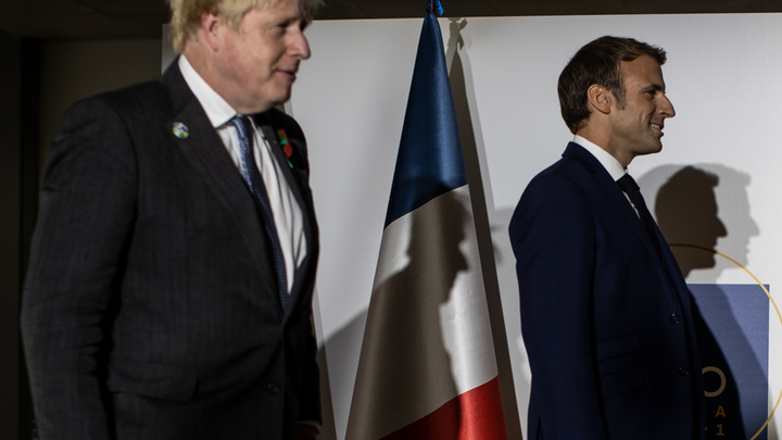 Миролюбие G20 в одном фото. Джонсон неудержим: Пустите меня, я ему...