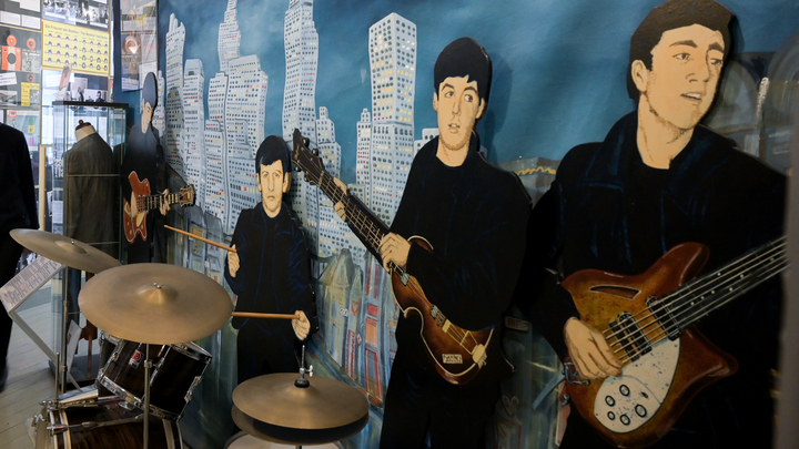 Последнюю песню Beatles голосом Джона Леннона помог дописать искусственный интеллект