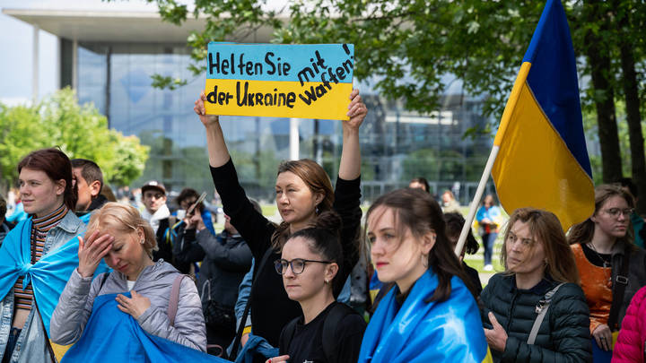 Украинские беженцы могут спровоцировать эпидемии в Европе. Биооружие США в действии