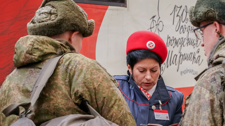 Жители Петербурга подарили участникам спецоперации стиральные машины и ноутбуки