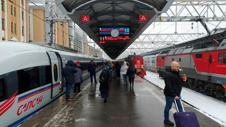 ОЖД увеличит количество поездов на период майских праздников