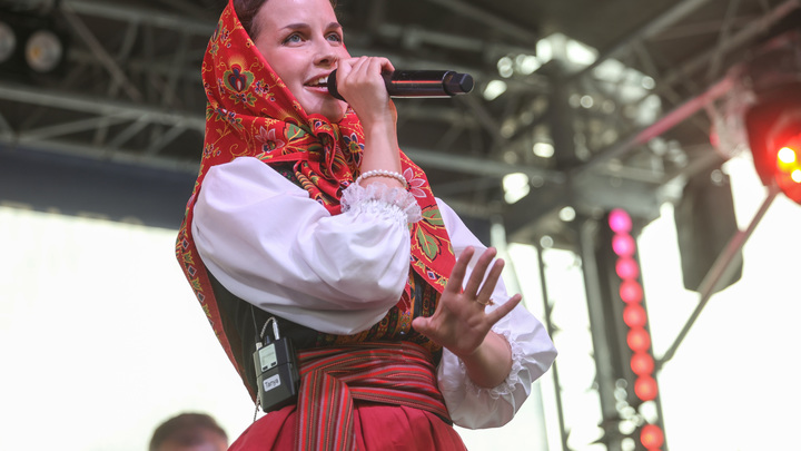 Матушка-земля на горных склонах: русские туристы устроили шоу в Альпах