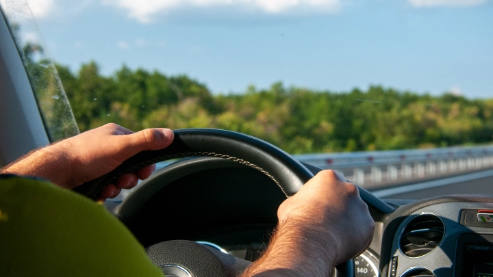 Водителям запретят определённые лекарства. К чему готовиться, рассказал автоэксперт