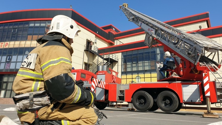 Мостовскую ЦРБ эвакуировали из-за срабатывания пожарной сигнализации