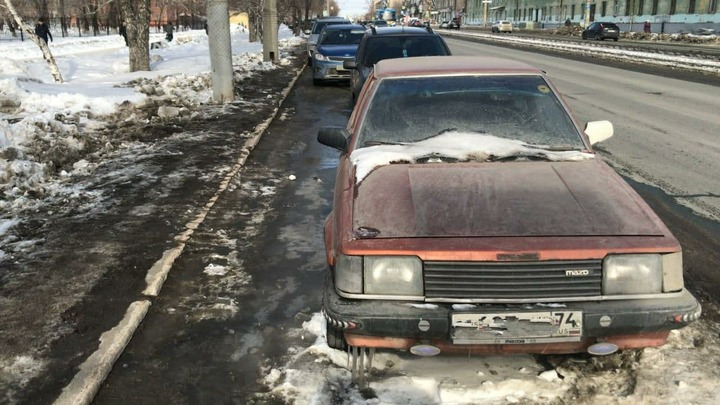 Зачистили: во время уборки снега с улиц Челябинска эвакуируют машины
