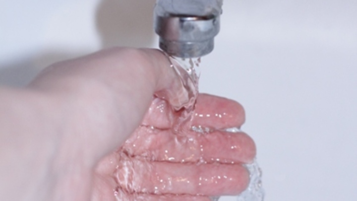 Не забыть про водные запасы. В 300 домах Нижегородского и Кстовского районов 18 марта отключат воду.