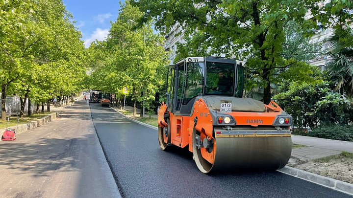 В Краснодарском крае в 2023 году отремонтируют более 155 км улиц