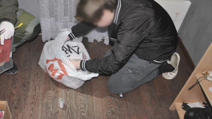 Подростка, планировавшего взрыв в сочинском лицее, выпустили из изолятора. Что дальше?