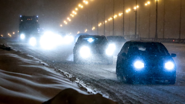 Пригласил в салон и надругался: после поездки с бомбилой на Opel петербурженка оказалась в больнице