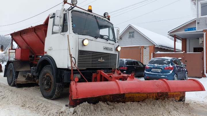 Дорожники открыли горячую линию по зимнему содержанию дорог в Иванове