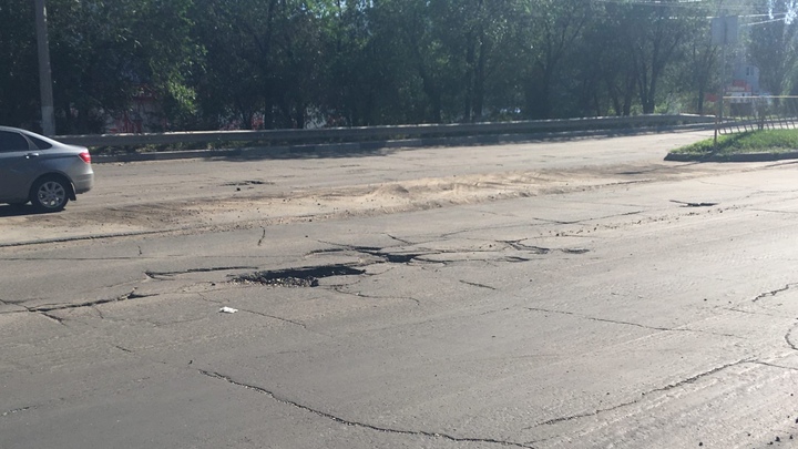 В Тольятти в результате проверки выявили массу недоработок в ремонте нескольких дорог