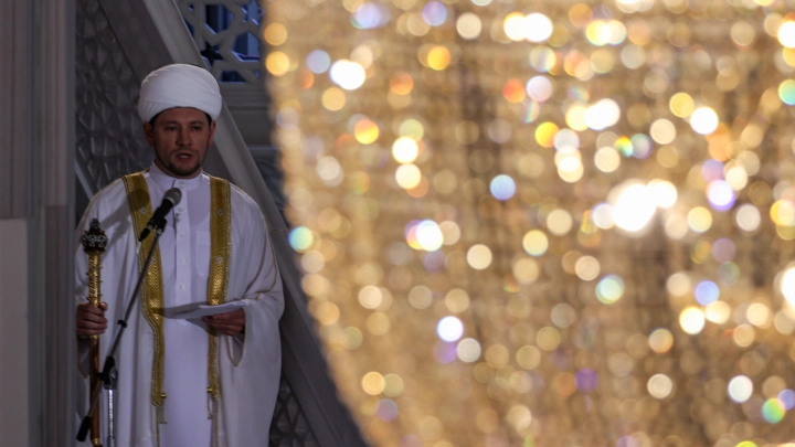 Это не могло дальше продолжаться: Скандального муфтия из ДУМ проверяет прокуратура. Честолюбие сыграло злую шутку