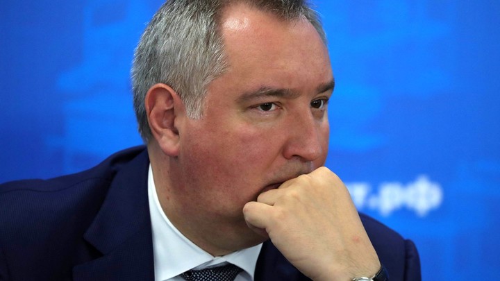 Отверстие в «Союзе МС-09» могли просверлить на Байконуре, заявил Рогозин