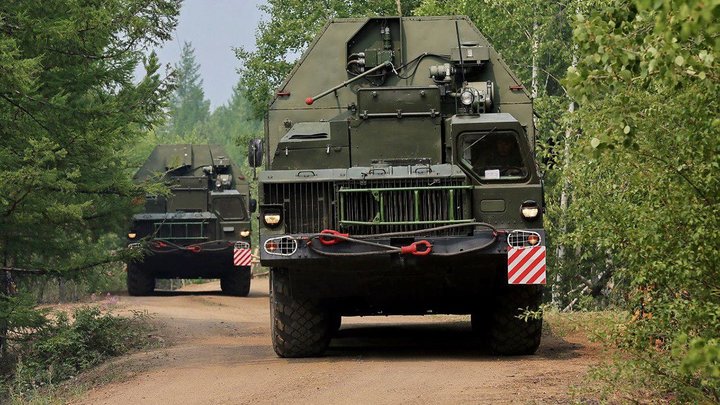 Полк С-400 «Триумф» досрочно передали подразделениям армии России в Прикаспии