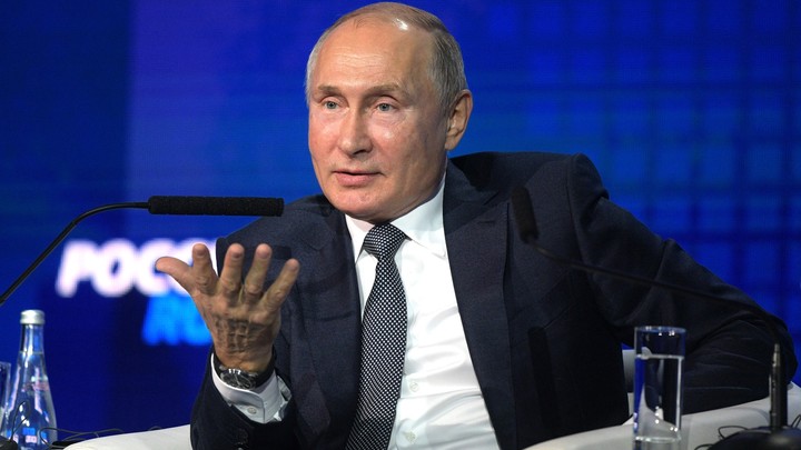 Владимир Путин о сложной экономике России, безнаказанности Киева и упущенном шансе для США