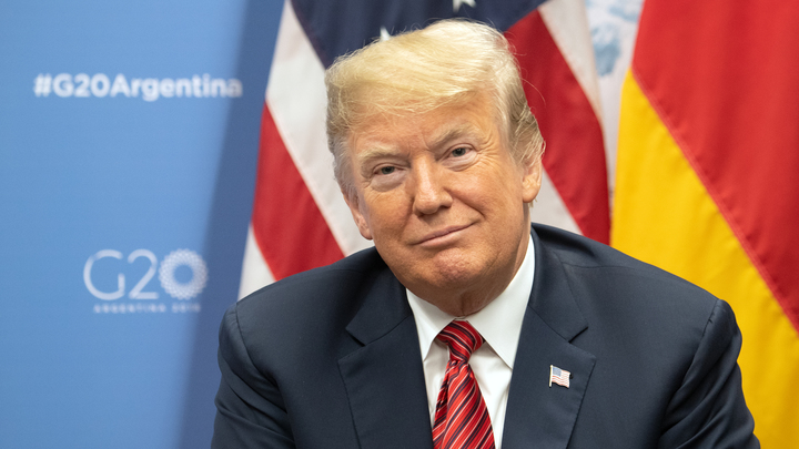 Про уничтожение Трампом ЕС говорить рано, но он уже пилит свой европейский сук — политолог
