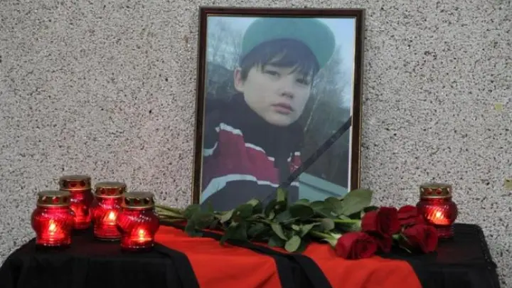 Ваня отдал жизнь за маму, а она даже не пришла на похороны Ваня отдал жизнь за маму, а она даже не пришла на похороны