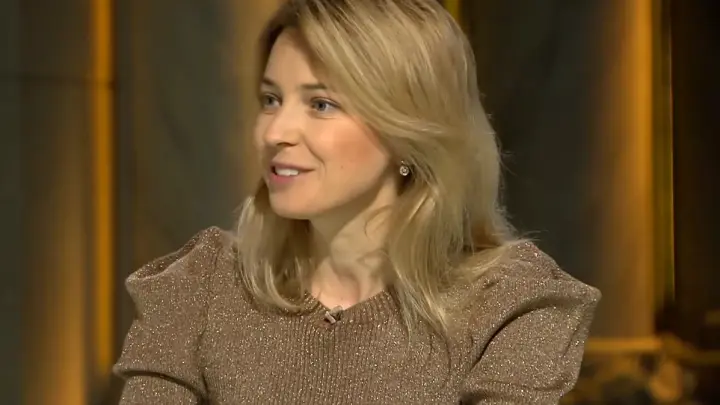 Новый образ Поклонской оказался интереснее её 2-часового интервью: Три фото